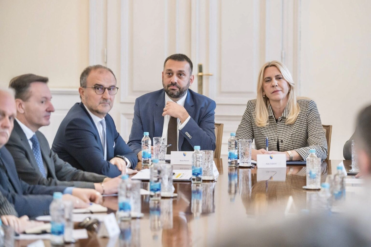 Preneseni stavovi RS-a o političkoj situaciji u zemlji